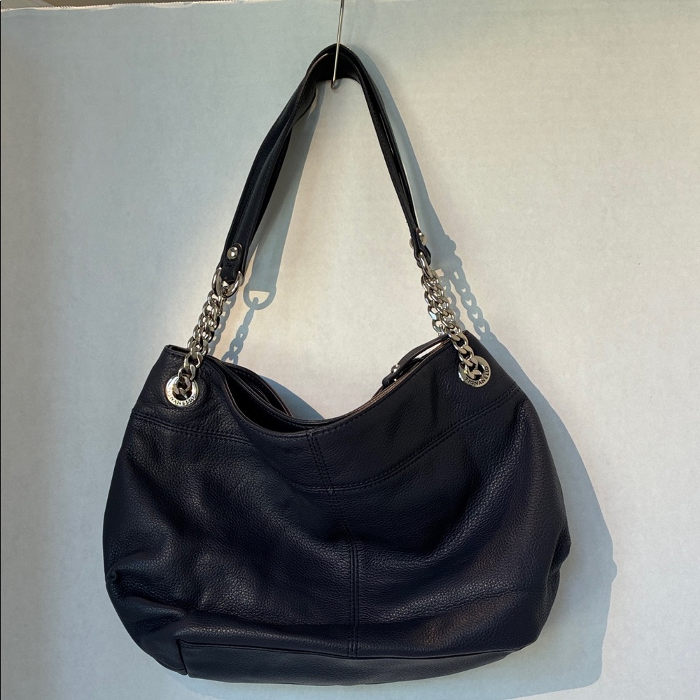 Tiganello leather handbag
Navy blue leather
14” x 9” x 3”